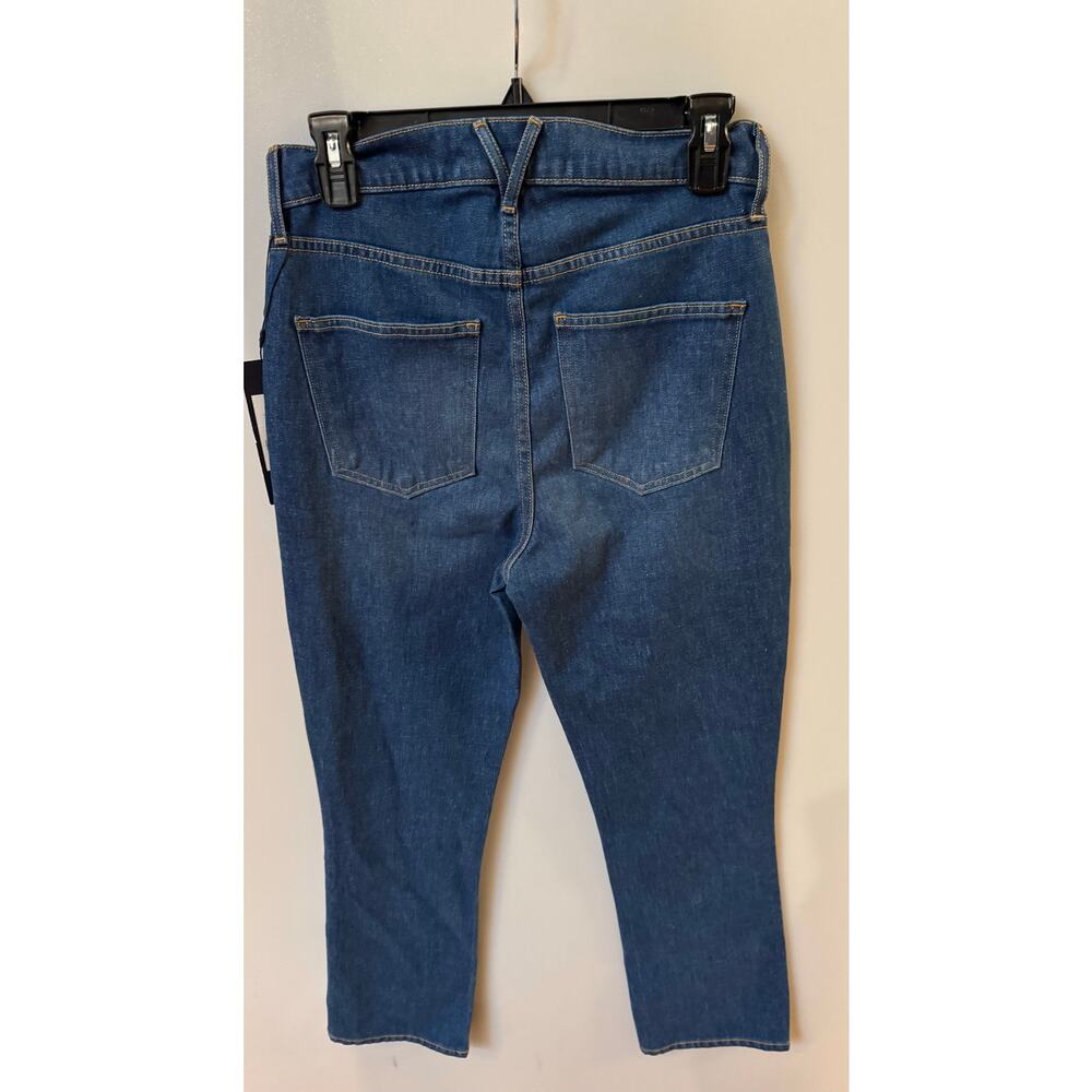 Veronica Beard Carly Crop Kick Flare
Jeans in Cornflower sz 27 NEW $348.00 - Picture 4 of 6